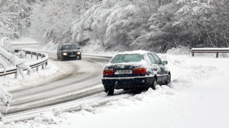 Снеговалежът започна вчера. Снимка: БТА