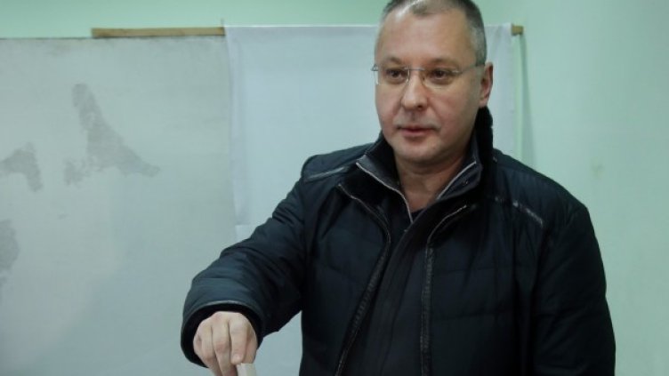 Сергей Станишев с "да" на референдума. Снимка: БТА