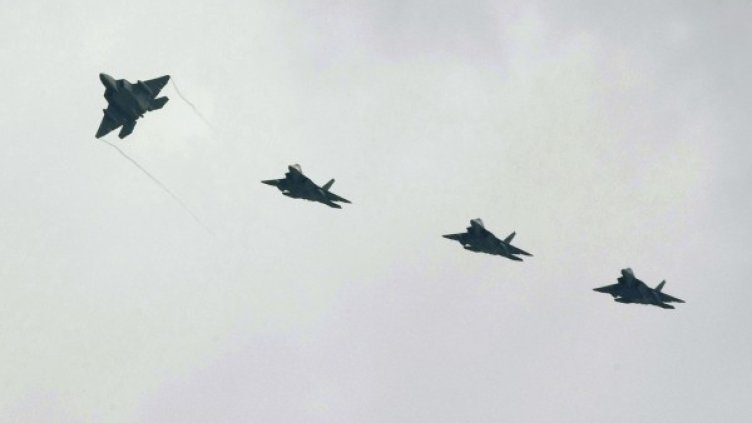 Руски самолети нарушиха въздушното пространство на Япония. Снимка: архив, Reuters