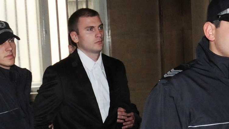 Октай Енимехмедов е за постоянно в ареста. Снимка: Булфото