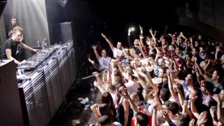 Снимка: Yalta Club