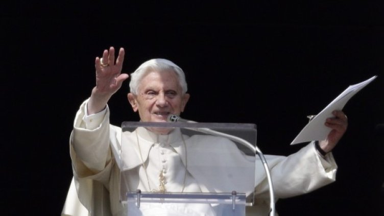 Папа Бенедикт Шестнадесети. Снимка: Reuters