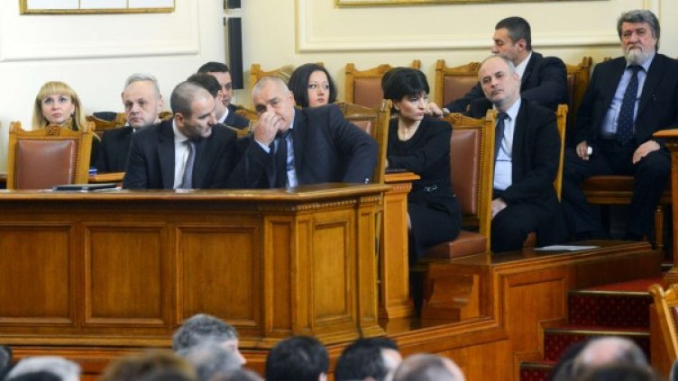 Мерките за икономии свалиха редица правителства в Европа, българското е поредната жертва. Снимка: Reuters