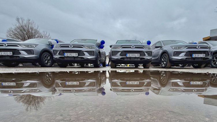 Ще опазват защитените зони от "Натура 2000" с нови вископроходими коли СНИМКИ