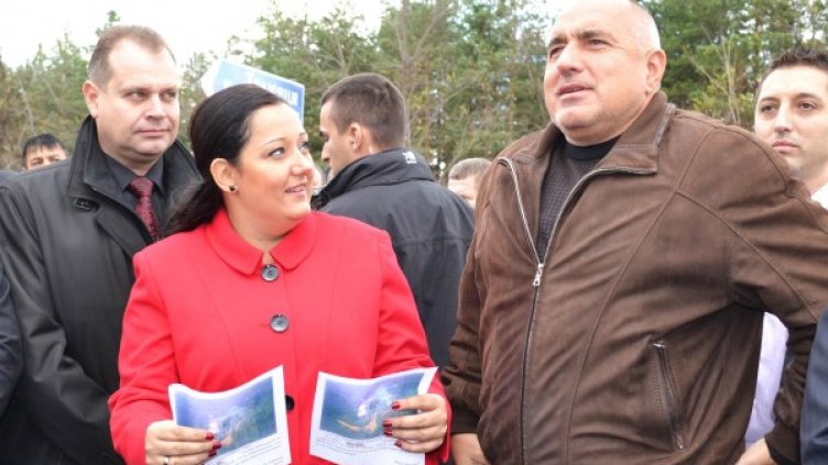 Лиляна Павлова и Бойко Борисов обикновено заедно откриват нови пътни отсечки Снимка: архив, Булфото