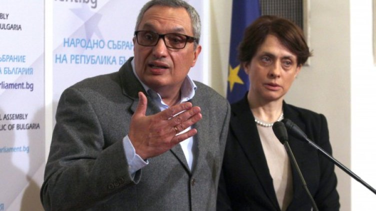 Иван Костов и Надежда Нейнски. Снимка: БТА