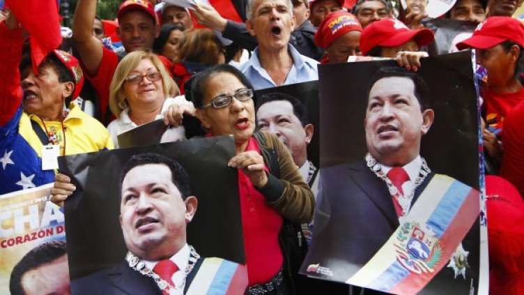 Поддръжници на Чавес се събраха на площад Боливар на 18 февруари. Снимка: Ройтерс
