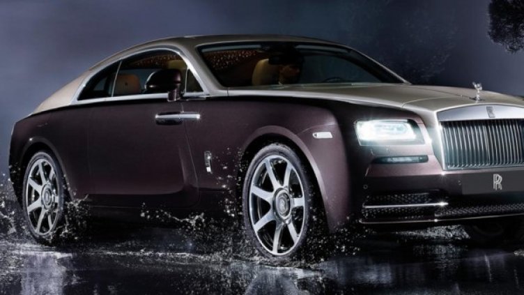 Rolls-Royce определя Wraith не като купе, а като фастбек (скосен). Снимка: Rolls-Royce