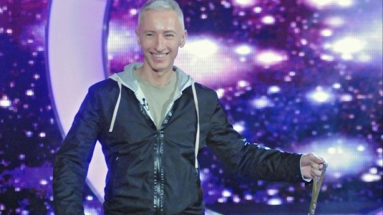 Дими при влизането си в къщата на Big Brother. Снимка: Булфото, архив