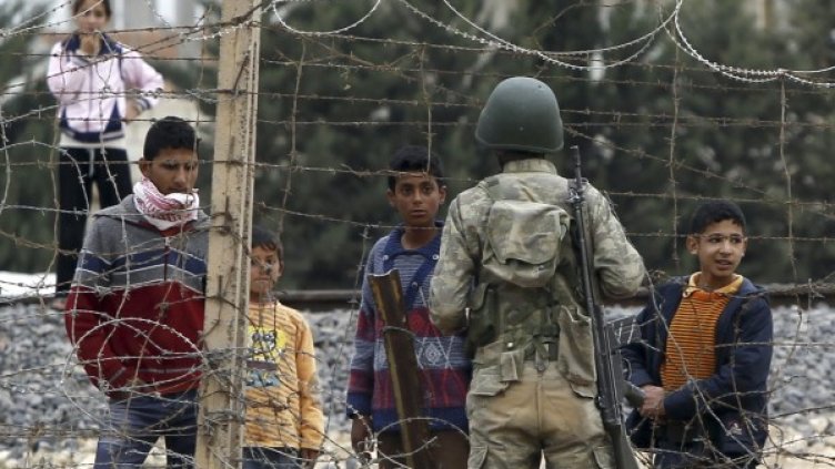 Един милион души са избягали от войната в Сирия. Снимка: архив, Reuters