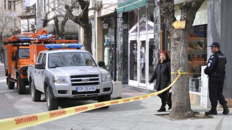 Силният вятър нанесе щети и в Хасково Снимка: Булфото