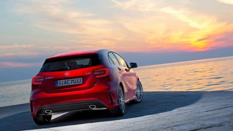 Един от най-достъпните модели в настоящата гама на Mercedes-Benz - A-Class. Снимка: Mercedes-Benz