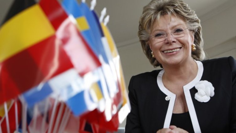 Вивиан Рединг Снимка: Reuters