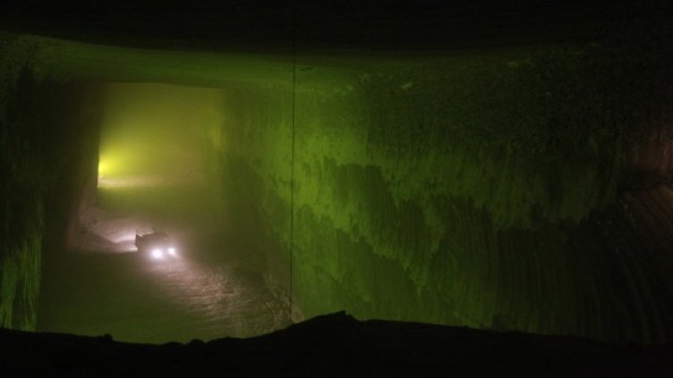 Миньори бяха останали блокирани под земята след земетресение. Снимка: архив, Reuters