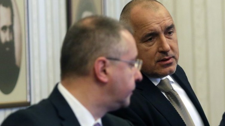 Личният рейтинг на Борисов пада, но все още води на Станишев. Снимка: архив, БТА