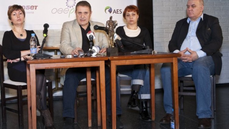 Номинациите обявиха на пресконференция проф. дин Виолета Дечева, Милен Миланов (председател на фондация „А`Аскеер”), Ана Вълчанова, Мирослав Пашов (председател на Надзорния съвет на фондация „А`Аскеер”)Снимка: Аскеер