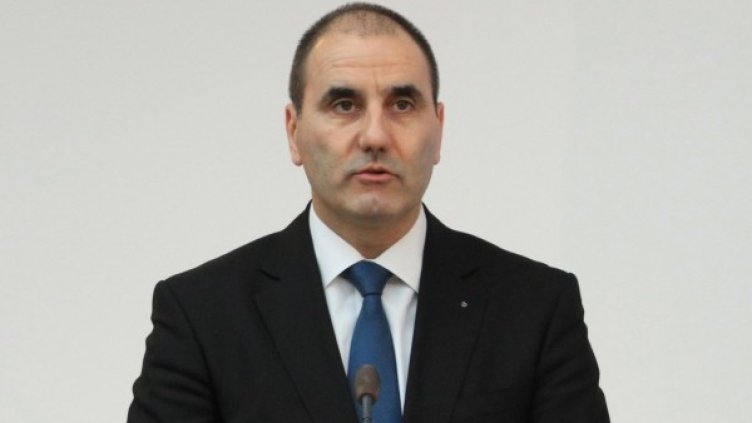 Цветан Цветанов няма да се отказва от политиката. Снимка: БТА