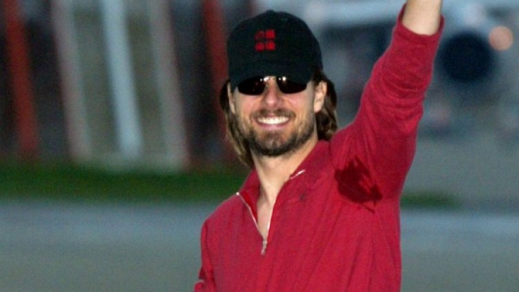 Позапотеният Том Круз пристига в Токио. В началото на века на никого не би направило впечатление мокрото петно под мишницата му. Снимка: Getty Images/Guliver Photos
Реклама на Одороно. Снимка: weirduniverse