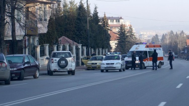 Малката Лара вече си е вкъщи. Снимка: архив, БТА.