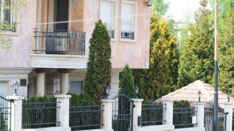 Лара прекара 47 дни в плен, след като бе отвлечена пред дома си. Снимка: БулФото