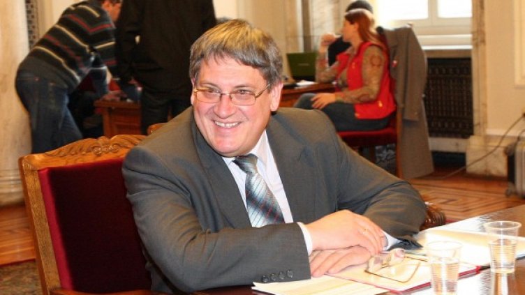 Директорът на НЗОК д-р Пламен Цеков