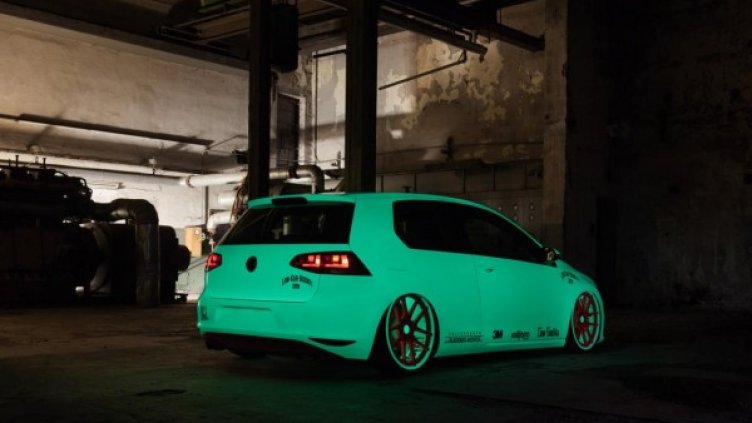 Снимка: Low-Car-Scene / BlackBox-Richter