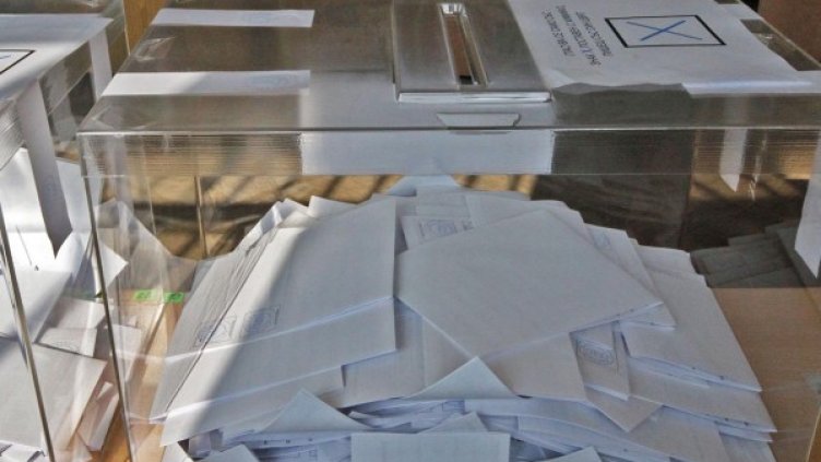 Гласовете от чужбина може да се окажат решаващи. Снимка: Булфото, архив