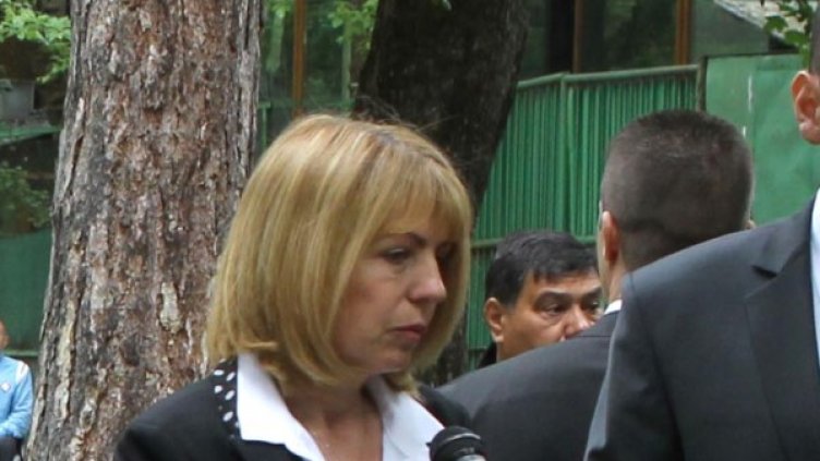 Йорданка Фандъкова призова софиянци да са търпеливи. Снимка: БТА, архив