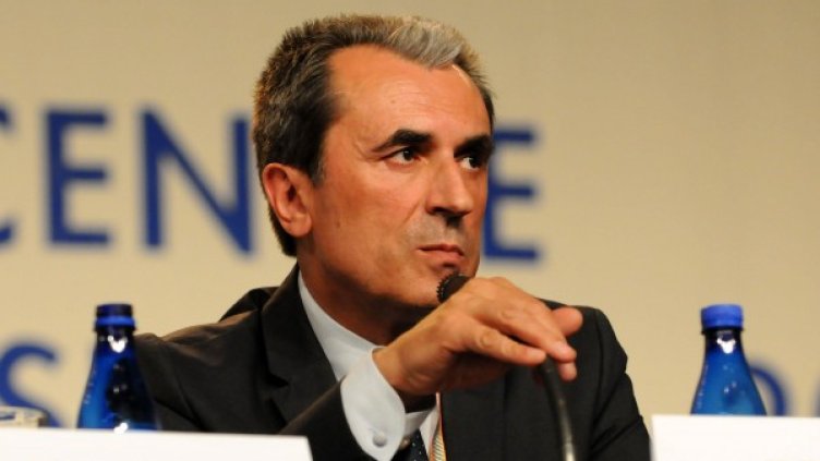 Христина Вучева съветва Орешарски да не пипа плоския данък. Снимка: Булфото