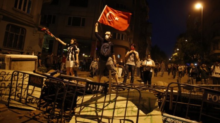 Над 3 000 са пострадалите при протестите в Турция. Снимка: Reuters