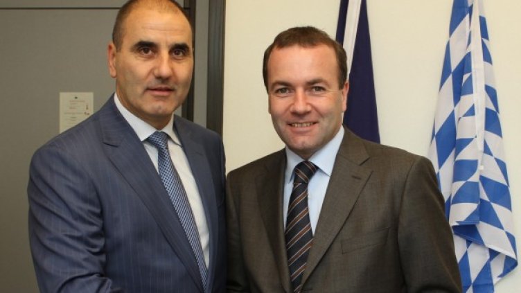 Цветан Цветанов и Манфред Вебер. Снимка: ГЕРБ