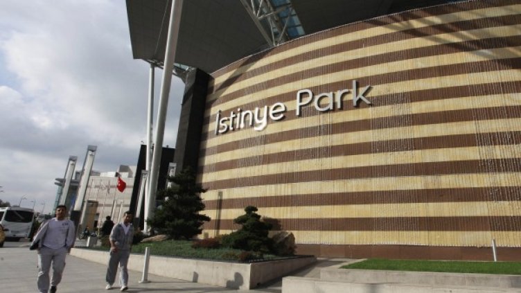 Istinye Park - един от многото молове край Босфора. Снимка: Ройтерс