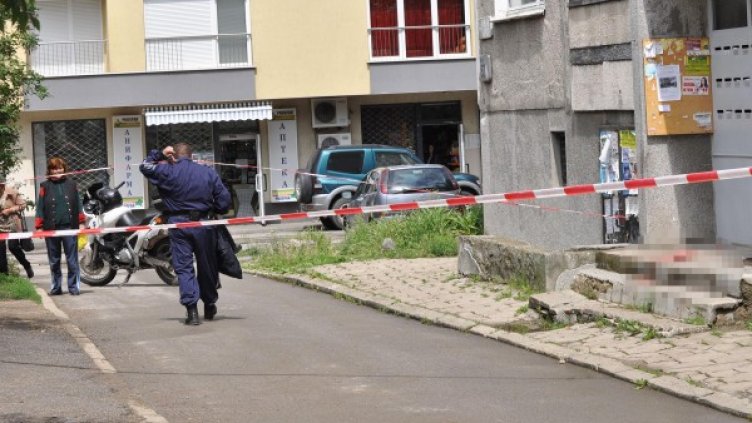 Полицията е отцепило мястото на трагедията. Снимка: Булфото