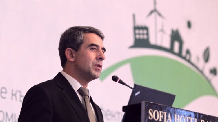 Президентът отново призова за мирен протест. Снимка: БТА