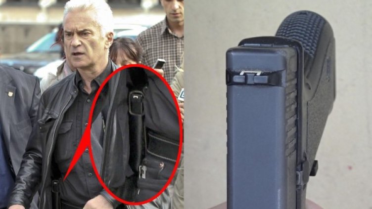 Сидеров дойде в НС с пистолет. Снимка: Булфото