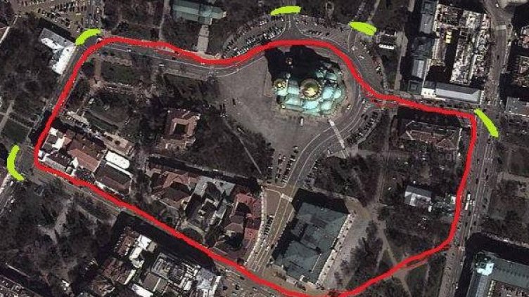 Организатори на протестите онагледяват как да се блокира парламента. Снимка: Facebook