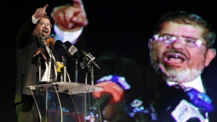 Президентът Морси отхвърли ултиматума на военните да сдаде властта. Снимка: Reuters