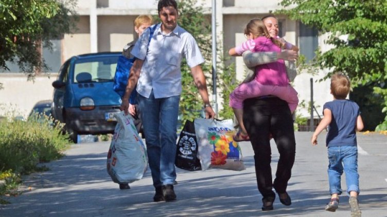 Съпругът и децата на Гери се радват на свободата й. Снимка: булфото