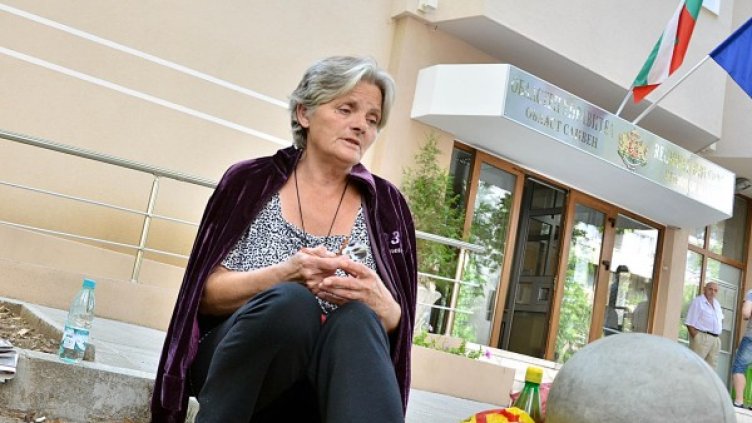 Обявилата гладна стачка Тодорка Георгиева. Снимка: Булфото