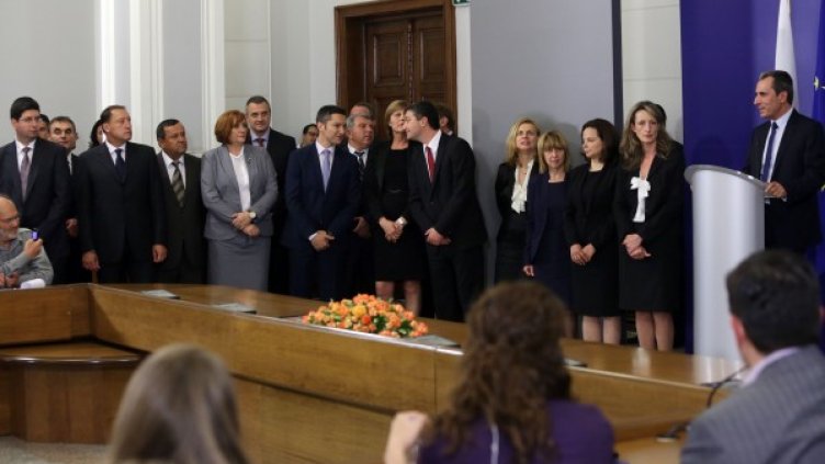 Оставка на правителството на Пламен Орешарски искат десните партии. Снимка: БТА, архив