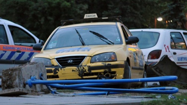 Тежкият пътен инцидент стана снощи. Снимка: БулФото