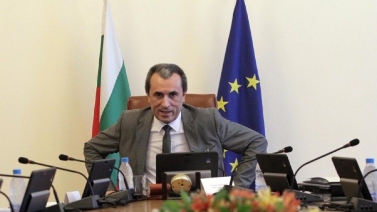 Пламен Орешарски лично ще координира работата на двама министри. Снимка: БТА