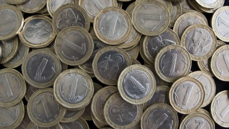 Прекрояването на бюджета е ненужно, според икономисти. Снимка: архив, БулФото