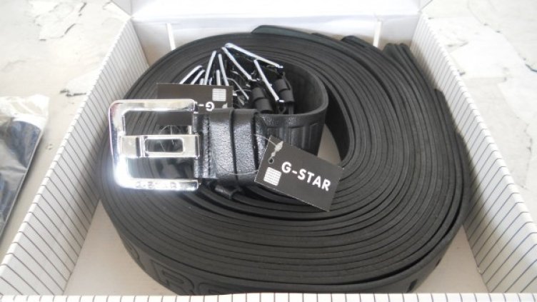 Част от заловените колани. Снимка: Агенция "Митници"