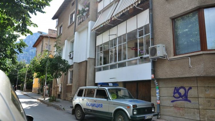 Мястото на убийството във Враца. Снимка: БТА
