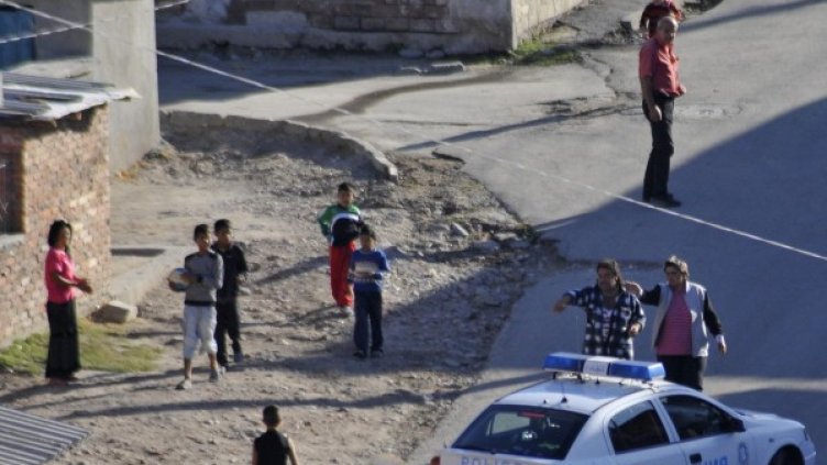 Полиция варди кв.182 в Петрич. Снимка: архив, Булфото