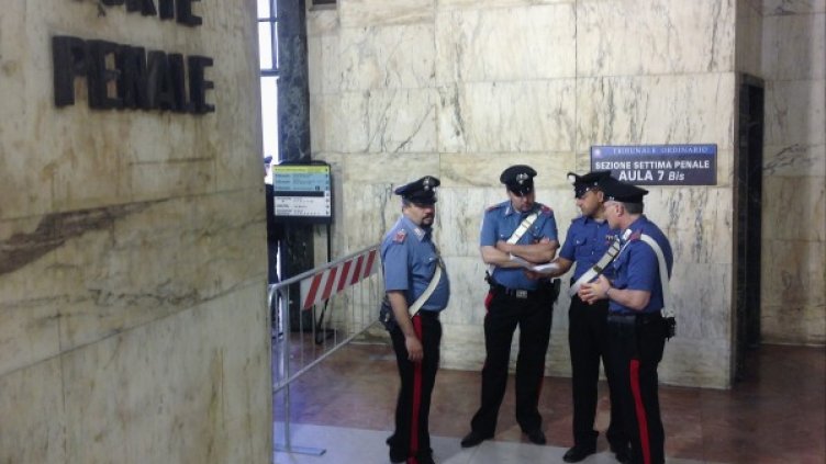 Българинът първо е прострелял приятелката си с нейно съгласие, а после се е самоубил. Снимка: архив Булфото