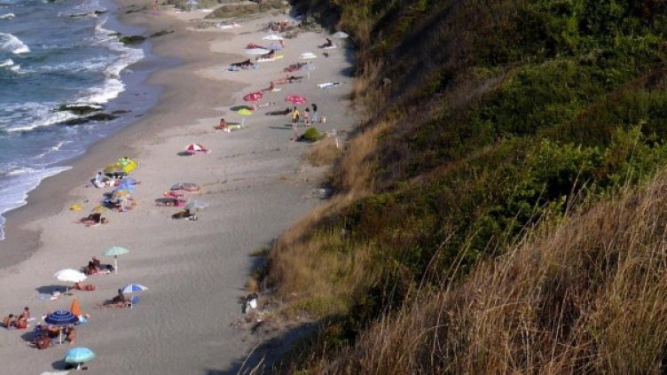 Инцидентът е станал на неохраняем плаж. Снимка: архив Булфото