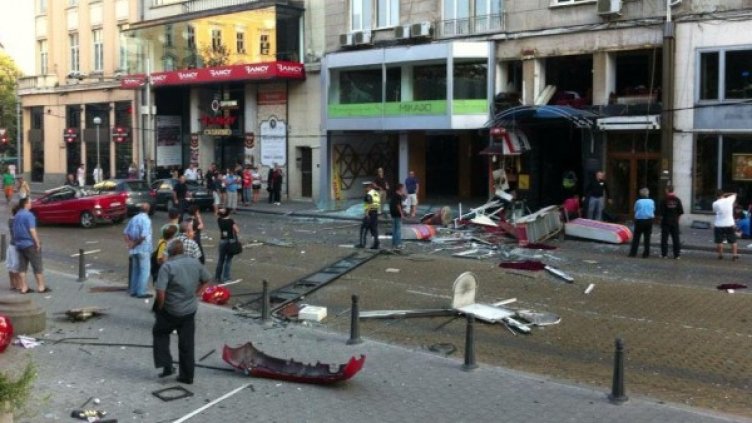 11 души пострадаха при взрива в китайски ресторант. Снимка: БулФото