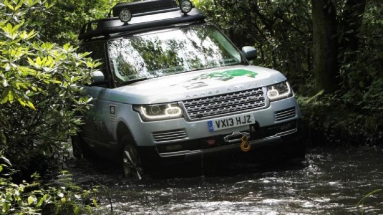 Хибридната версия на Range Rover. Снимка: Land Rover